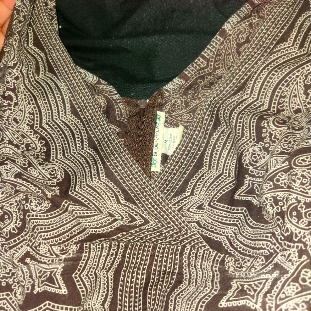 Flowey brown v neck dress